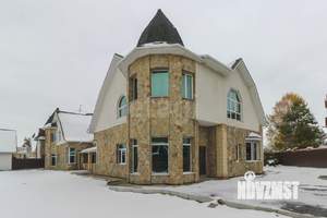 Дом 468м², 3-этажный, участок 7 сот.