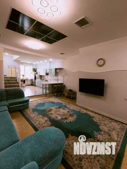 Таунхаус 278м², 4-этажный, участок 1 сот.