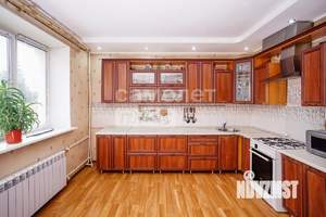 Коттедж 209м², 2-этажный, участок 8 сот.