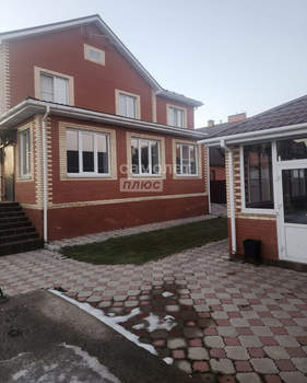 Дом 320м², 2-этажный, участок 10 сот.