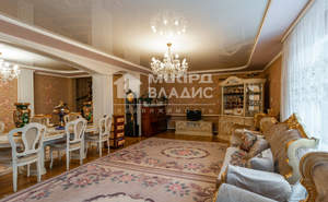 Дом 251м², 2-этажный, участок 4 сот.