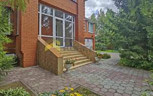 Дом 385м², 2-этажный, участок 15 сот.