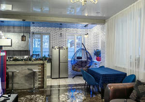 Дом 200м², 2-этажный, участок 6 сот.