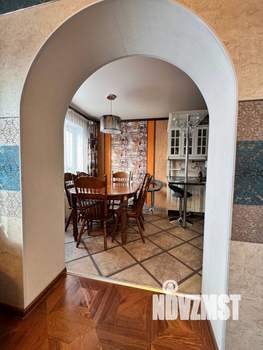 Дом 250м², 2-этажный, участок 10 сот.