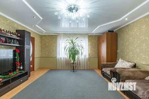 Дом 377м², 3-этажный, участок 6 сот.