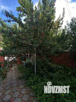 Таунхаус 250м², 3-этажный, участок 4 сот.