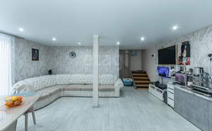 Дом 587м², 3-этажный, участок 5 сот.