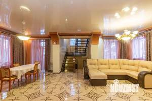 Дом 342м², 4-этажный, участок 7 сот.