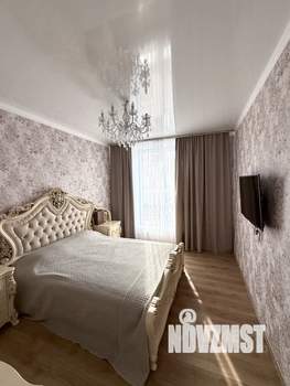 Коттедж 247м², 3-этажный, участок 9 сот.