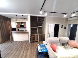 Коттедж 158м², 3-этажный, участок 2 сот.