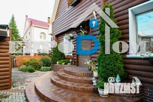 Коттедж 203м², 2-этажный, участок 8 сот.