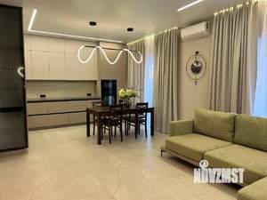 Коттедж 142м², 2-этажный, участок 6 сот.