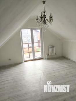 Дом 87м², 2-этажный, участок 4 сот.