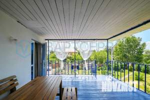 Дом 98м², 2-этажный, участок 11 сот.