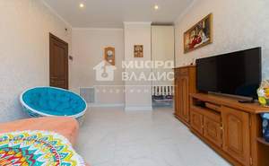 Дом 326м², 3-этажный, участок 12 сот.