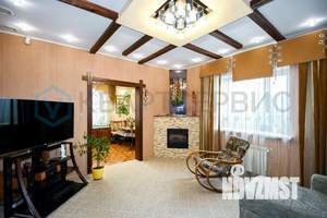 Коттедж 300м², 2-этажный, участок 6 сот.