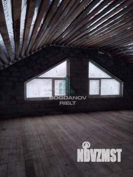 Дом 134м², 2-этажный, участок 6 сот.