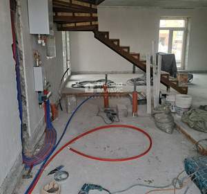 Дом 142м², 2-этажный, участок 4 сот.