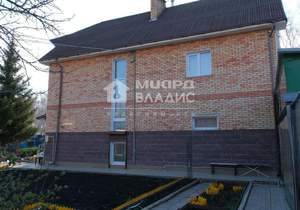 Дом 304м², 2-этажный, участок 8 сот.