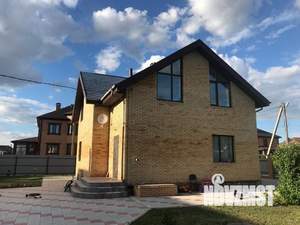 Коттедж 225м², 2-этажный, участок 10 сот.