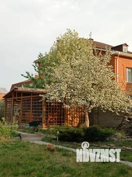 Коттедж 327м², 2-этажный, участок 13 сот.