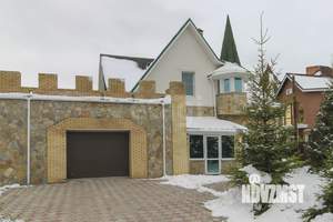 Дом 468м², 3-этажный, участок 7 сот.