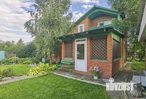 Дом 131м², 2-этажный, участок 6 сот.