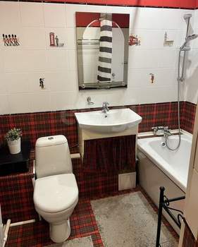 Дом 93м², 2-этажный, участок 4 сот.