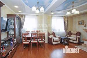 Коттедж 152м², 2-этажный, участок 10 сот.