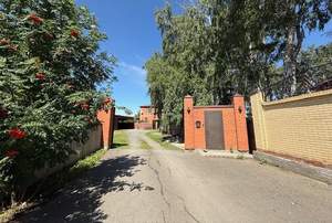 Дом 310м², 2-этажный, участок 8 сот.