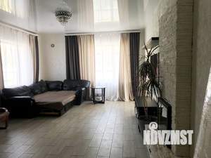 Коттедж 225м², 2-этажный, участок 10 сот.