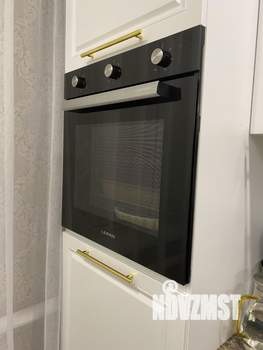 Дом 100м², 2-этажный, участок 3 сот.