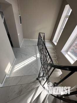 Коттедж 612м², 4-этажный, участок 6 сот.