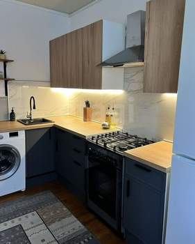 Дом 93м², 2-этажный, участок 4 сот.