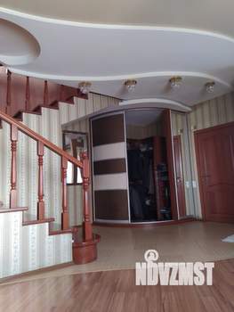 Коттедж 462м², 4-этажный, участок 7 сот.