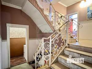 Коттедж 300м², 3-этажный, участок 7 сот.