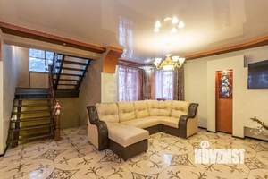 Дом 342м², 4-этажный, участок 7 сот.