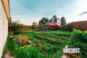 Дом 93м², 2-этажный, участок 6 сот.