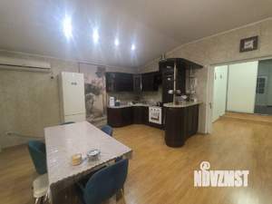 Дом 444м², 2-этажный, участок 5 сот.