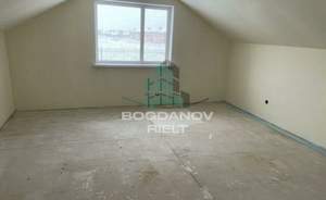 Дом 144м², 2-этажный, участок 3 сот.