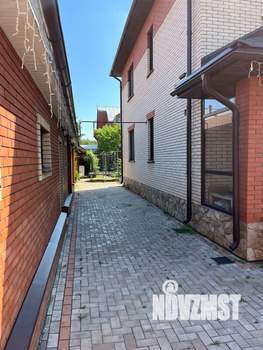 Коттедж 281м², 3-этажный, участок 9 сот.