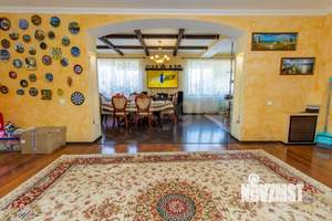 Дом 345м², 2-этажный, участок 10 сот.