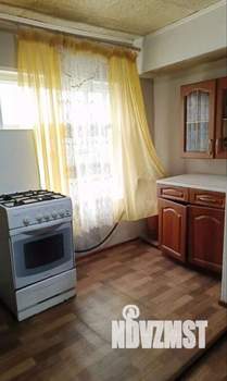 Дом 40м², 2-этажный, участок 3 сот.