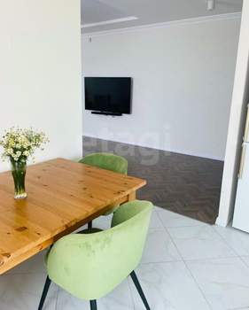 Дом 261м², 2-этажный, участок 8 сот.