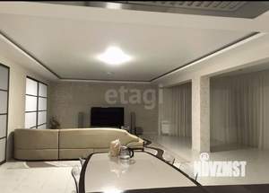 Таунхаус 431м², 3-этажный, участок 12 сот.