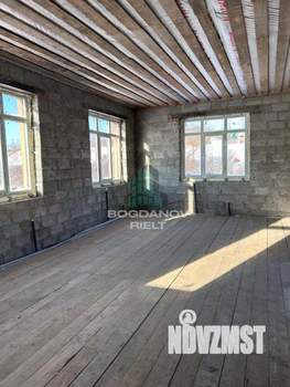 Дом 134м², 2-этажный, участок 6 сот.