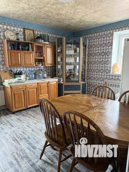 Коттедж 290м², 3-этажный, участок 9 сот.