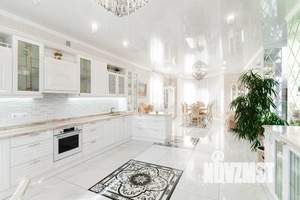 Дом 268м², 2-этажный, участок 9 сот.