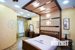 Коттедж 300м², 2-этажный, участок 6 сот.