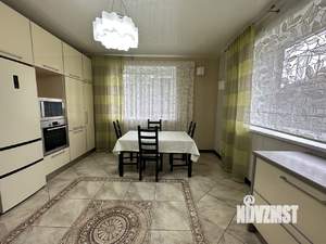 Коттедж 220м², 2-этажный, на длительный срок, 